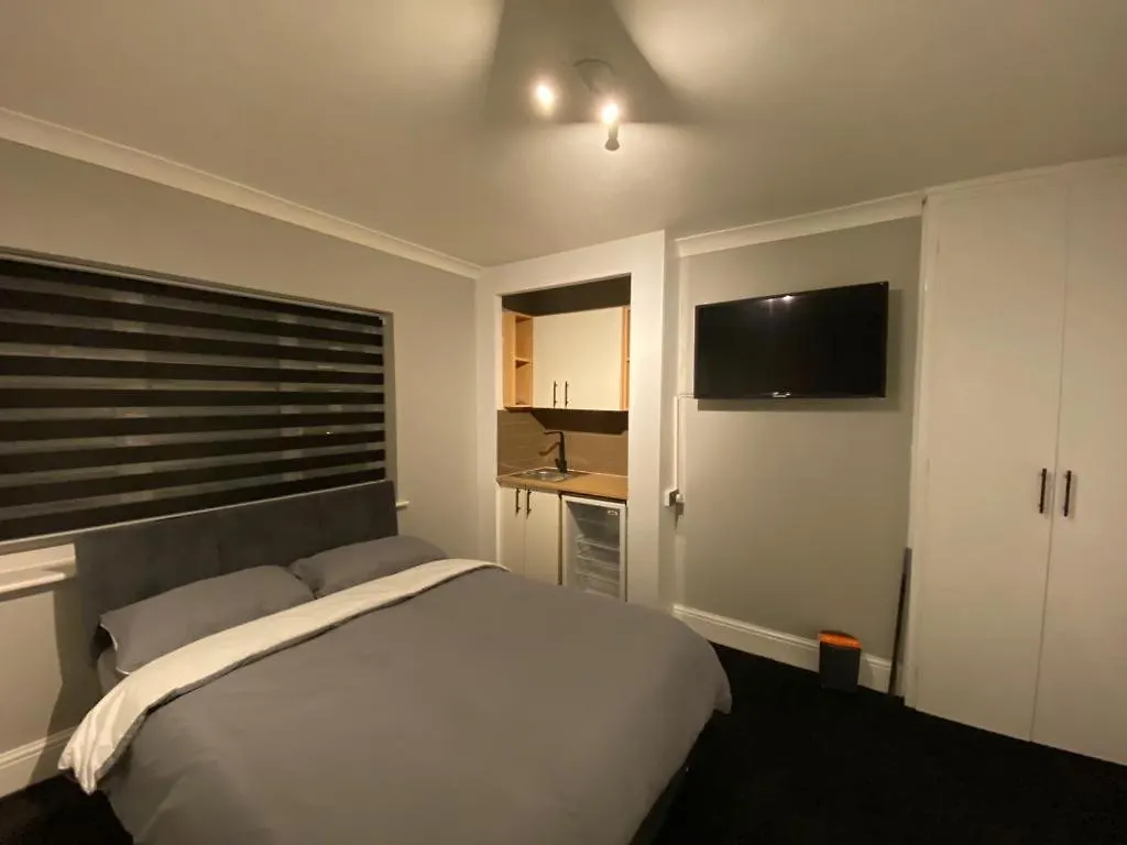 Kyle House Apartment Longley